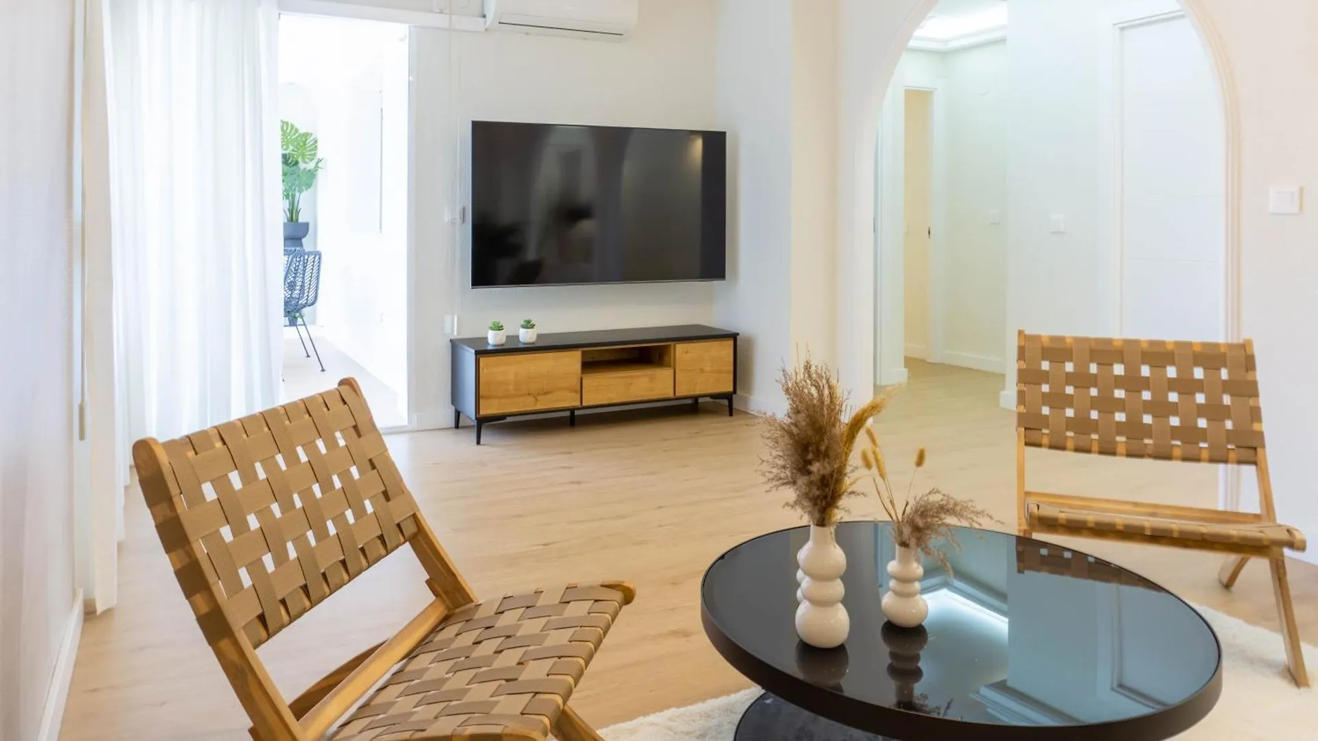 Boutique Flat Malaga Airport Apartment 0*,