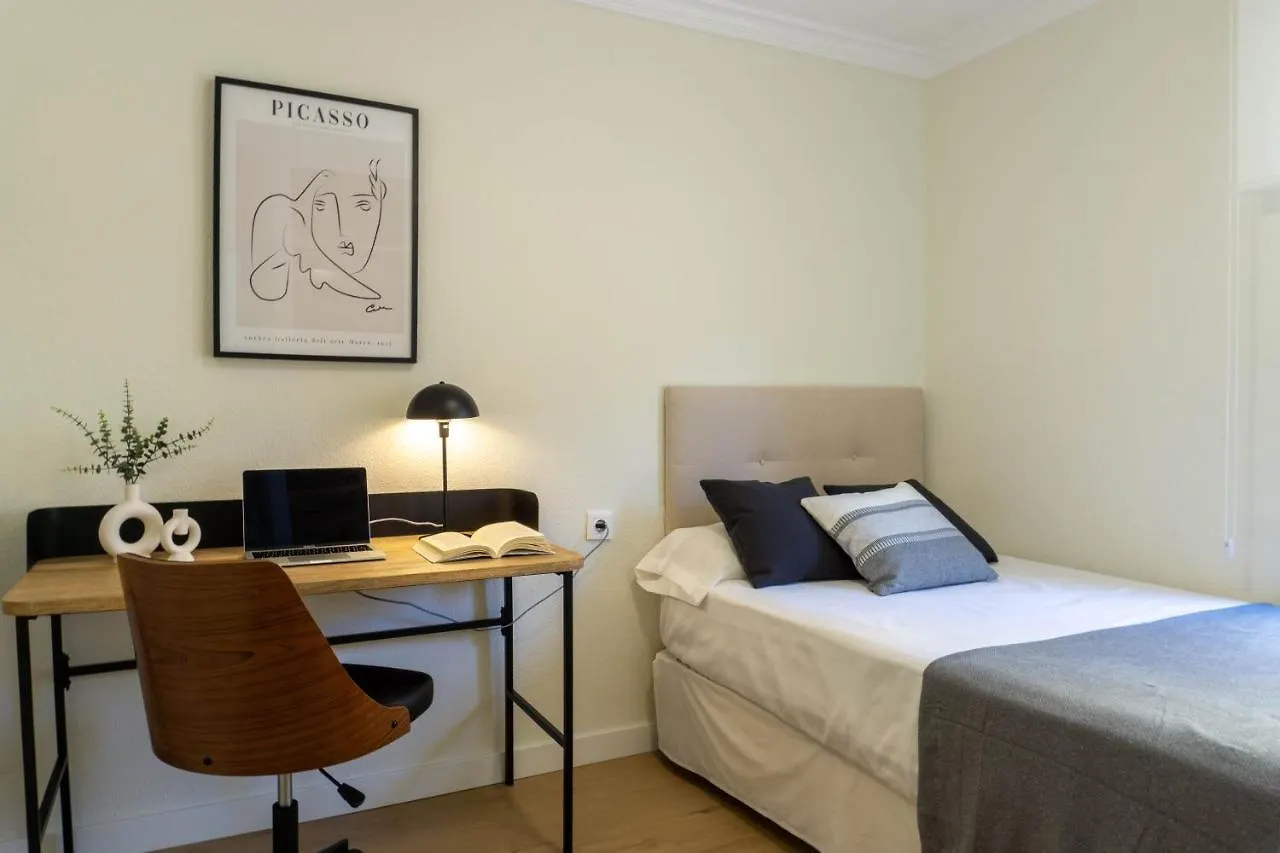 Boutique Flat Malaga Airport Apartment